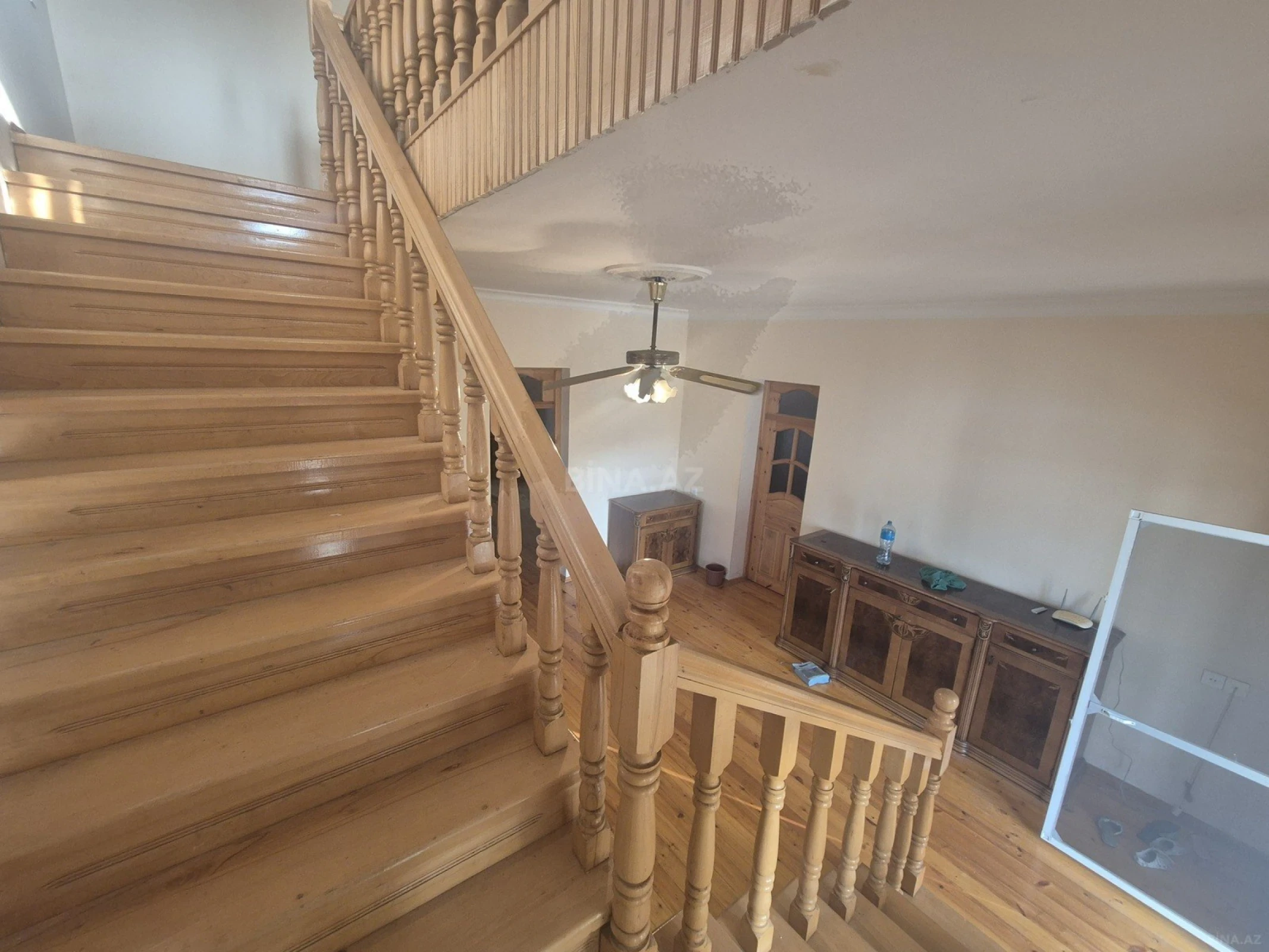 Satılır 5 otaqlı həyət evi 208 m²
