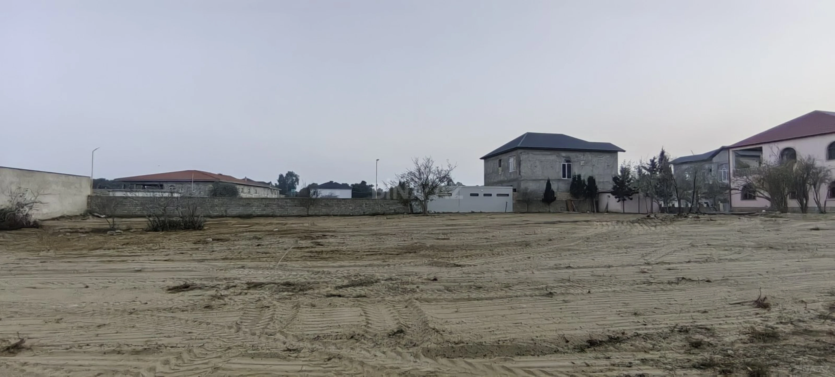 Satılır 5 otaqlı həyət evi 208 m²
