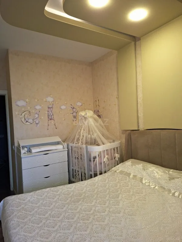 Satılır 2 otaqlı mənzil 55 m²