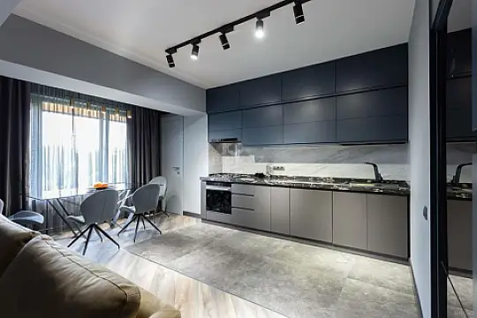 Kirayə verilir 3 otaqlı mənzil 140 m²