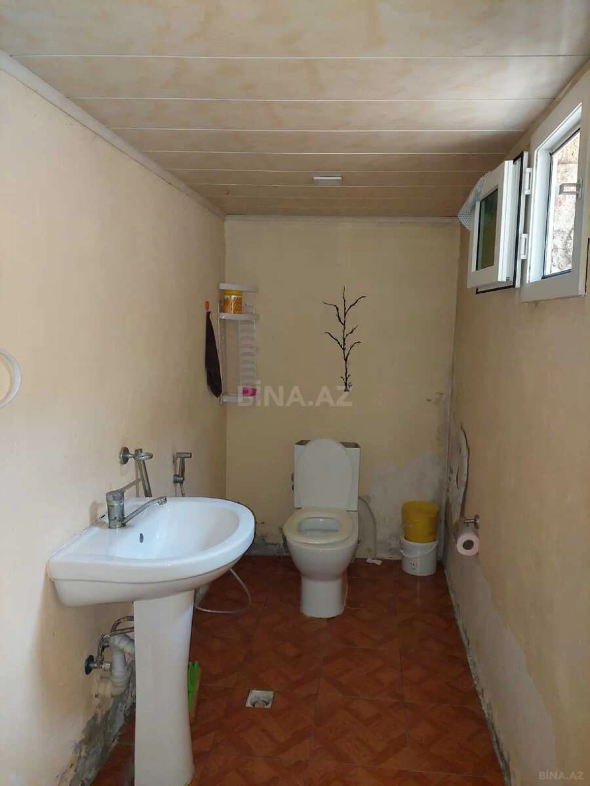 Satılır 4 otaqlı həyət evi 160 m²