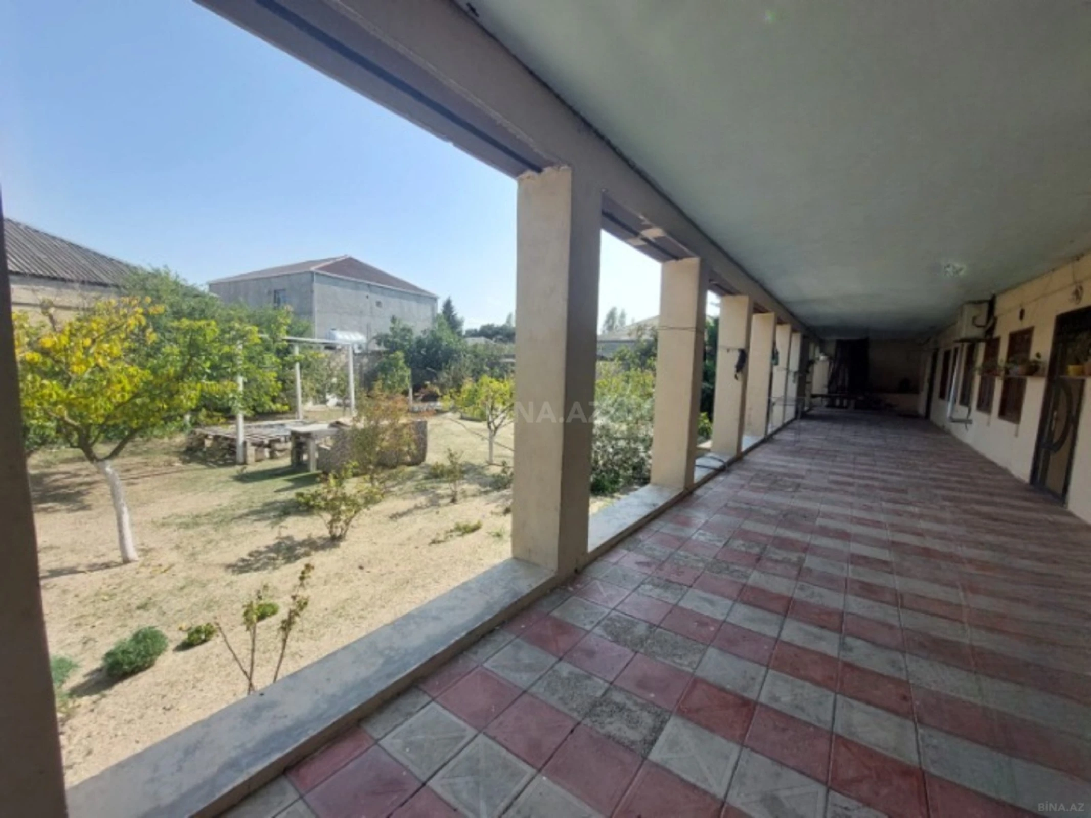 Satılır 4 otaqlı həyət evi 160 m²