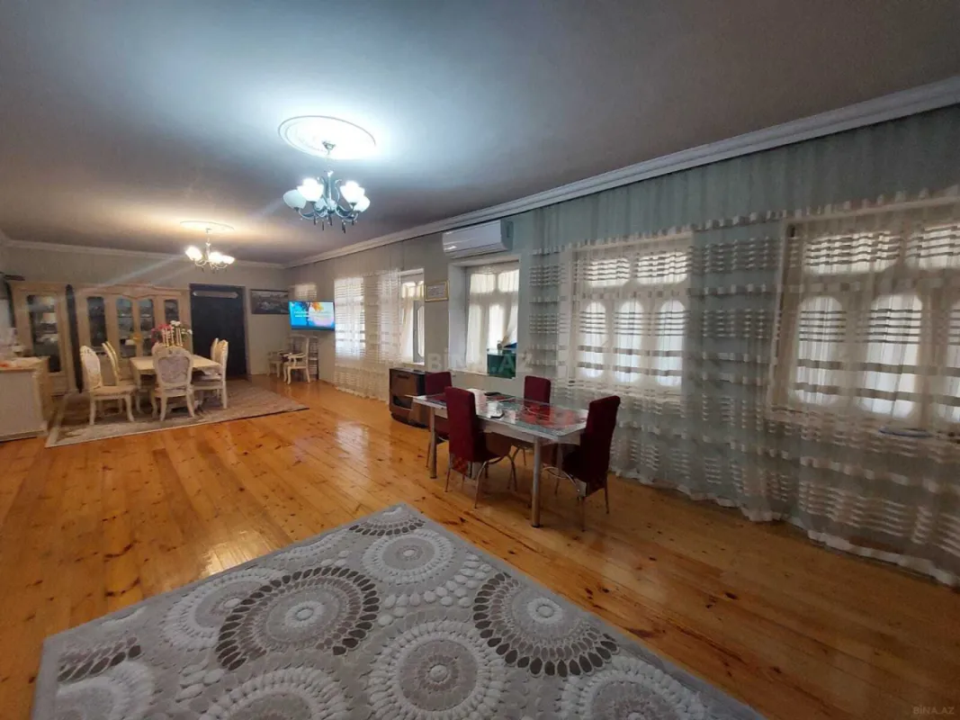 Satılır 4 otaqlı həyət evi 160 m²