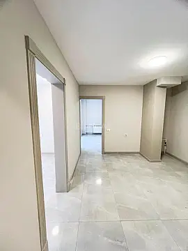 Kirayə verilir obyekt 102 m²