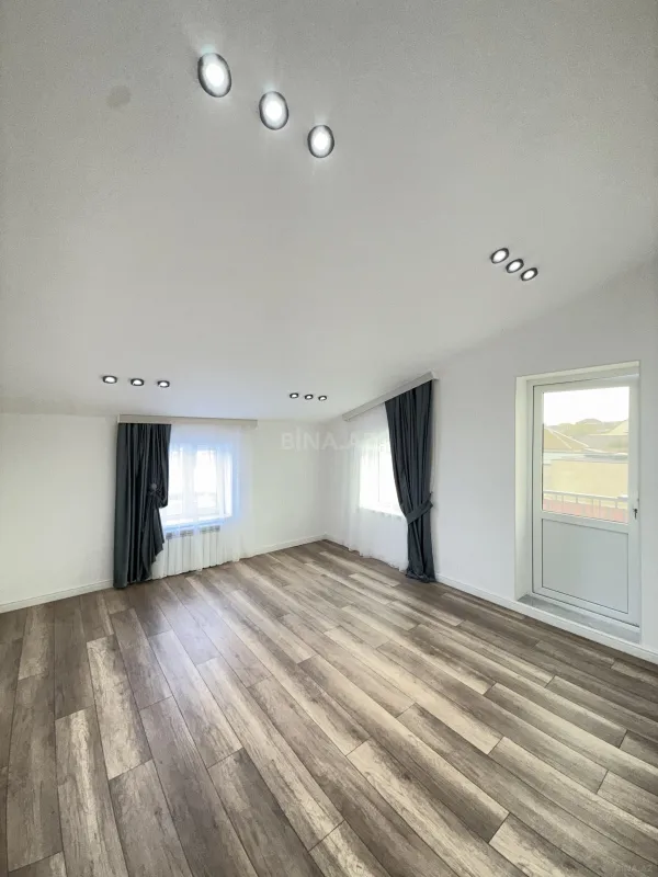 Satılır 5 otaqlı həyət evi 170 m²