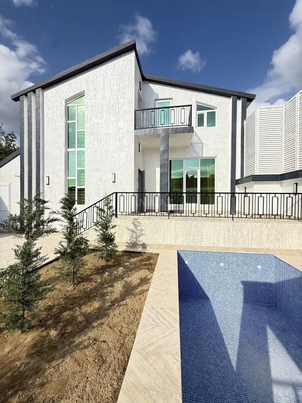 Satılır 5 otaqlı həyət evi 170 m²