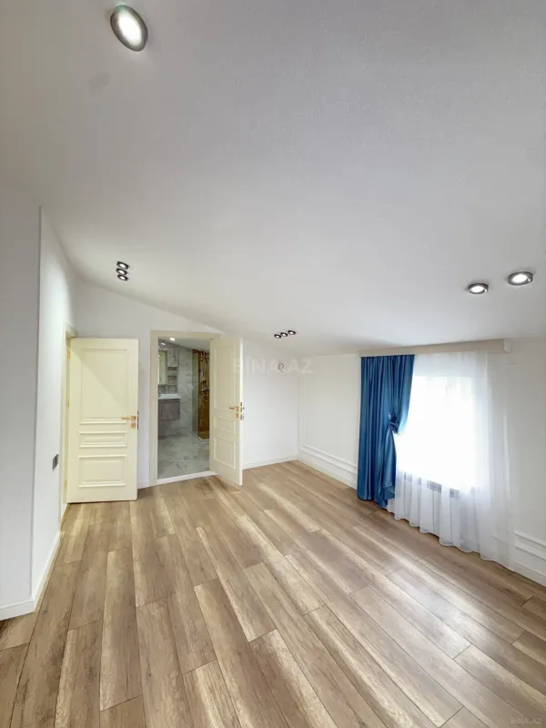 Satılır 5 otaqlı həyət evi 170 m²