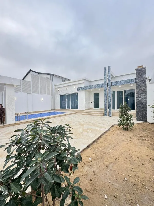 Satılır 4 otaqlı həyət evi 150 m²