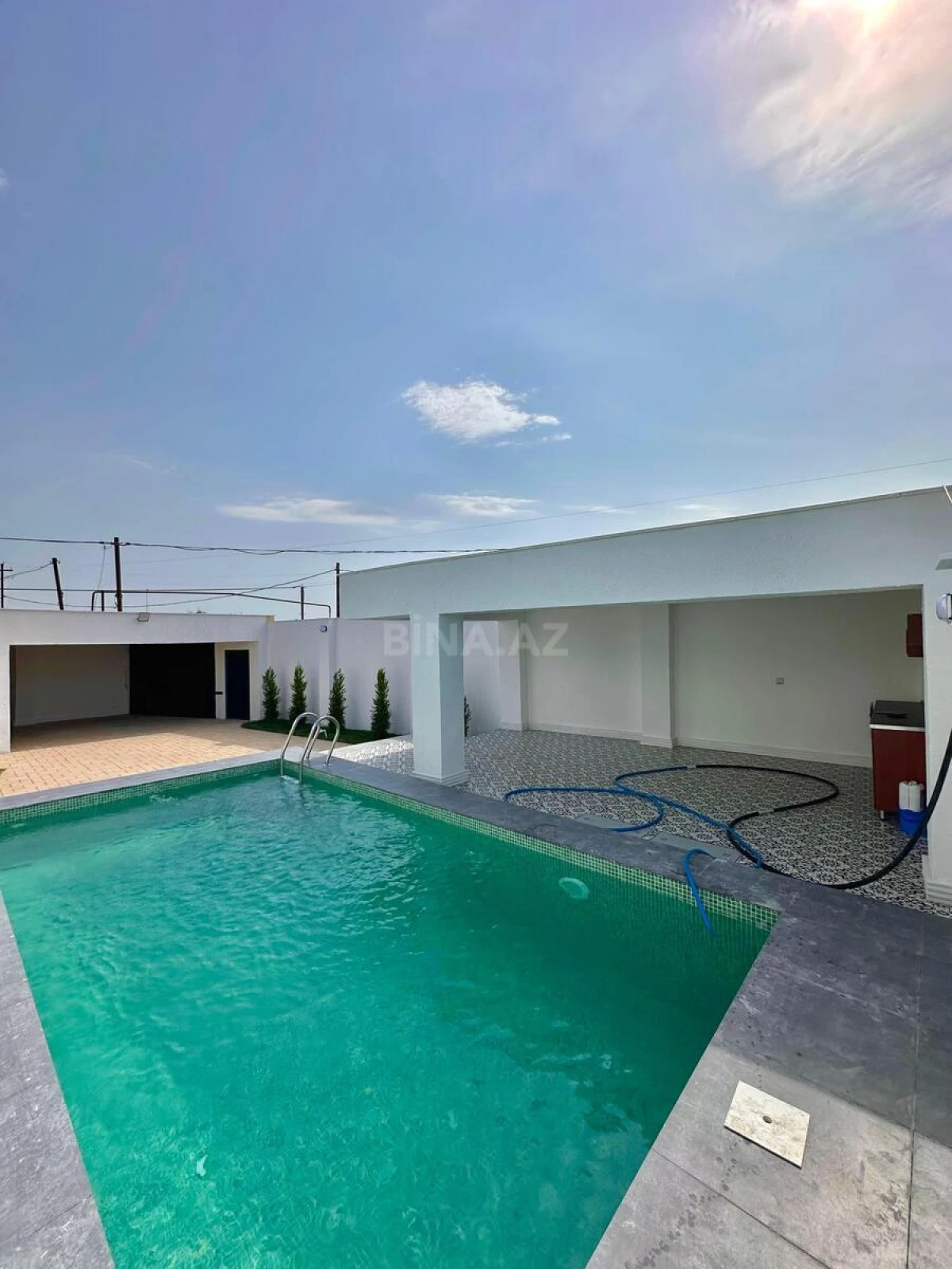 Satılır 4 otaqlı həyət evi 155 m²