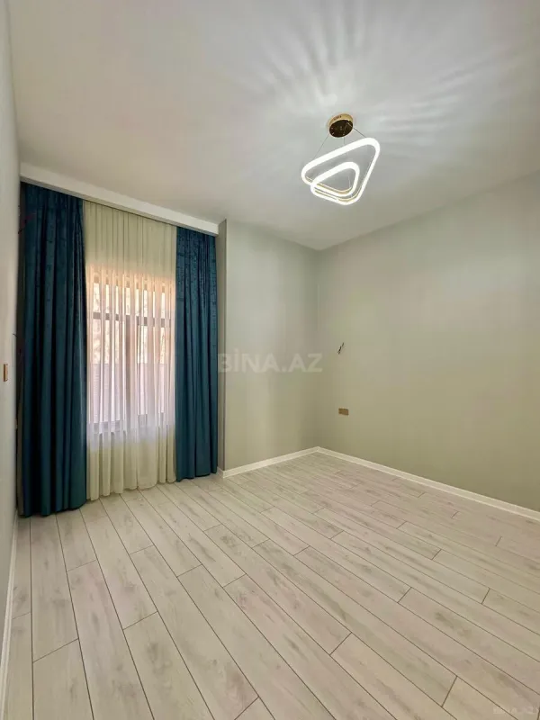 Satılır 4 otaqlı həyət evi 155 m²