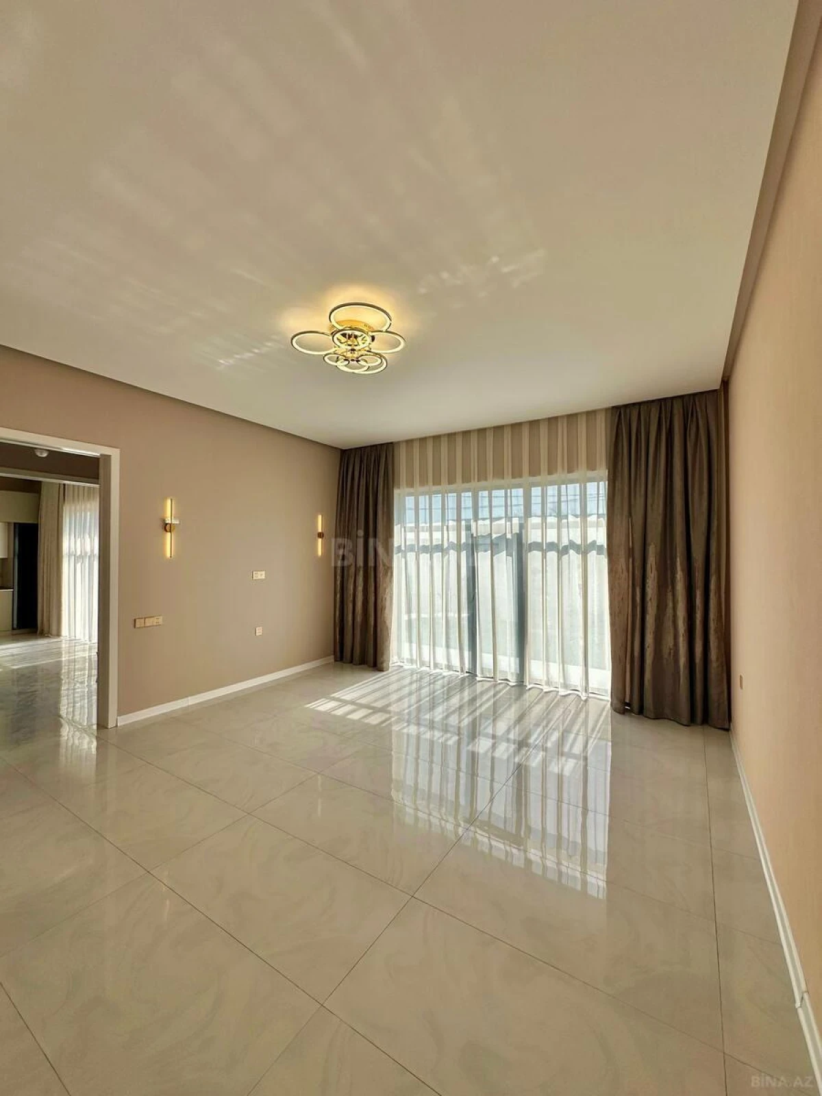 Satılır 4 otaqlı həyət evi 155 m²