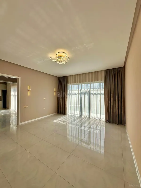 Satılır 4 otaqlı həyət evi 155 m²