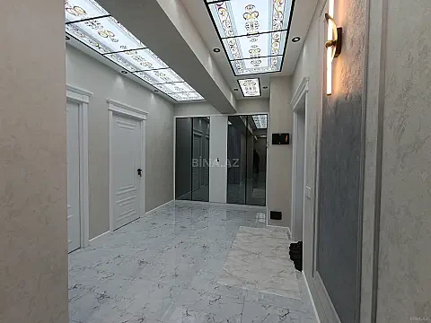 Satılır 4 otaqlı mənzil 153 m²