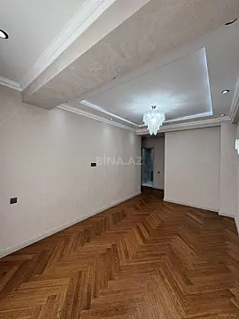 Satılır 3 otaqlı mənzil 140 m²
