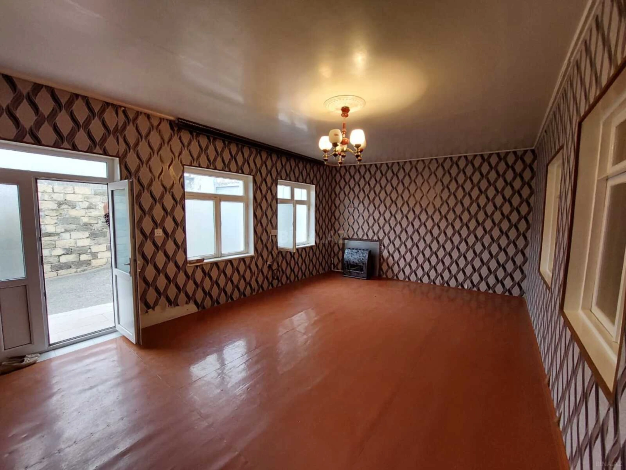 Satılır 5 otaqlı həyət evi 120 m²