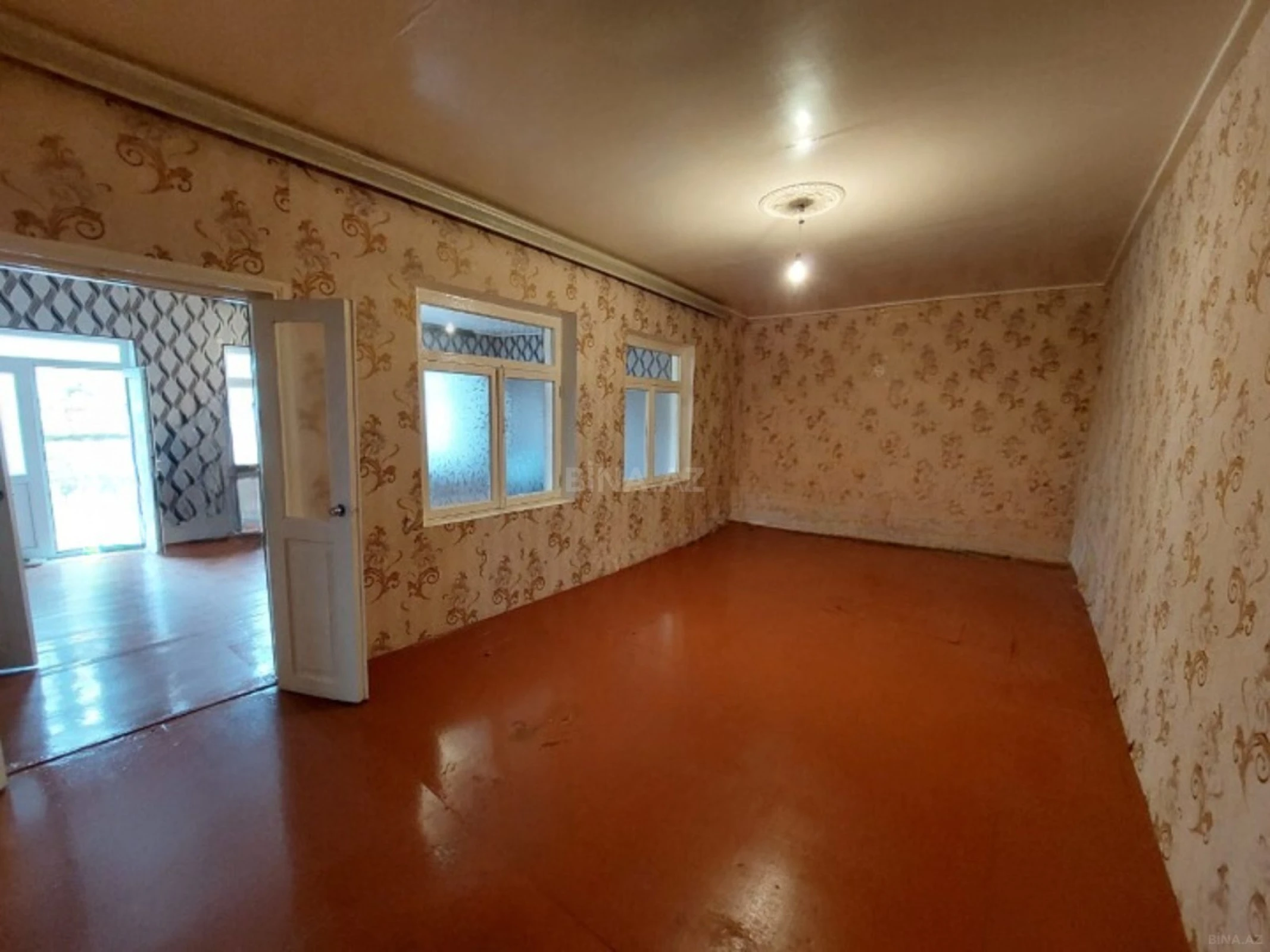 Satılır 5 otaqlı həyət evi 120 m²