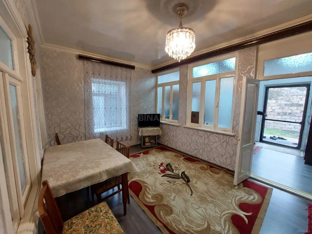 Satılır 5 otaqlı həyət evi 120 m²