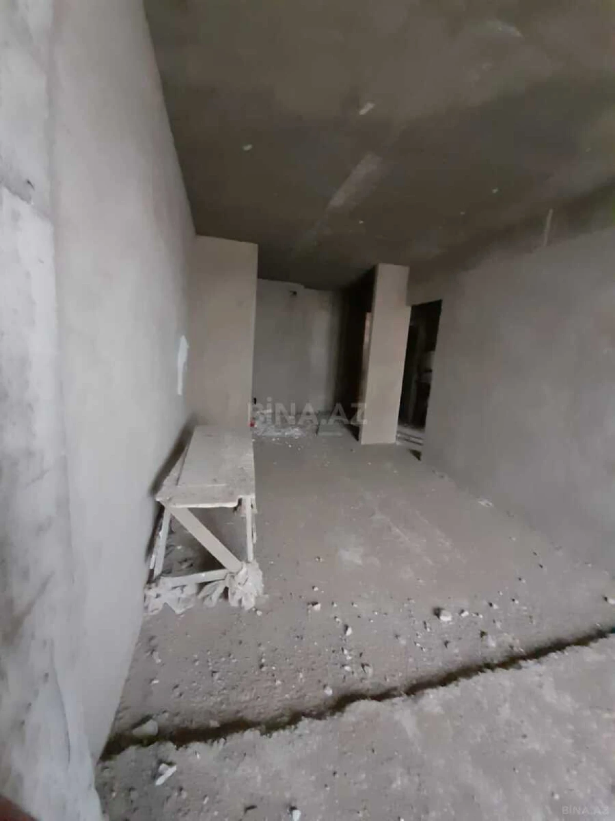 Satılır 3 otaqlı mənzil 91 m²