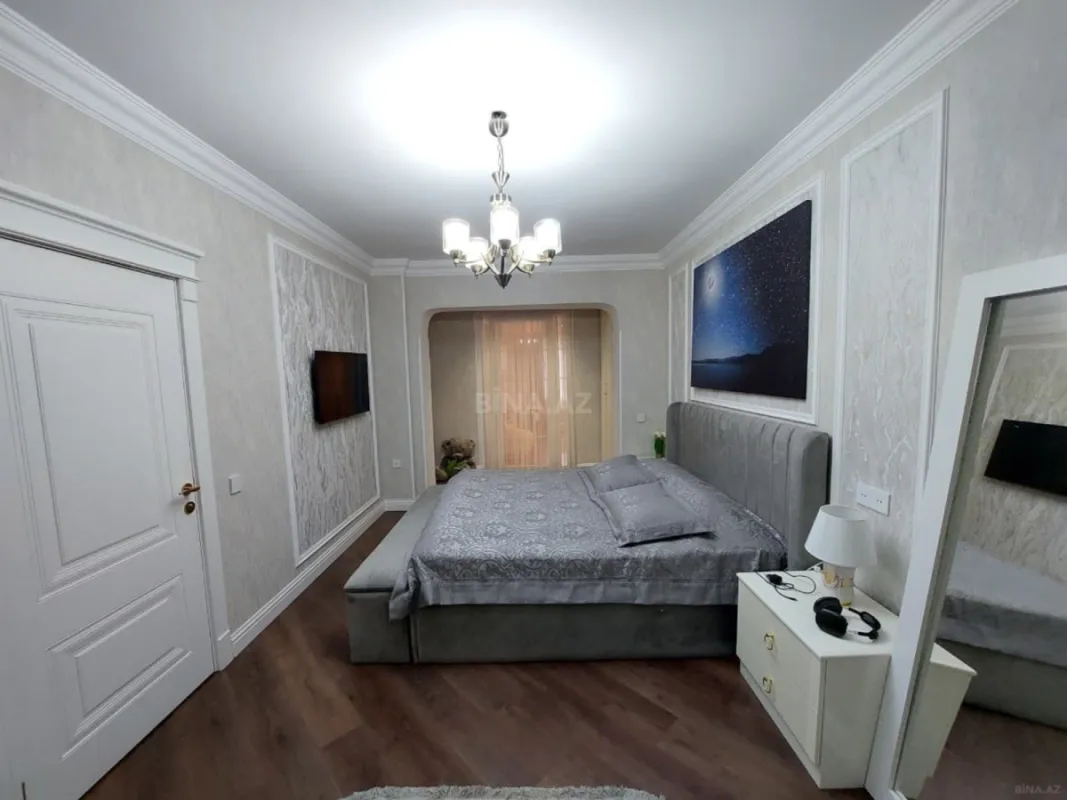 Satılır 3 otaqlı mənzil 110 m²