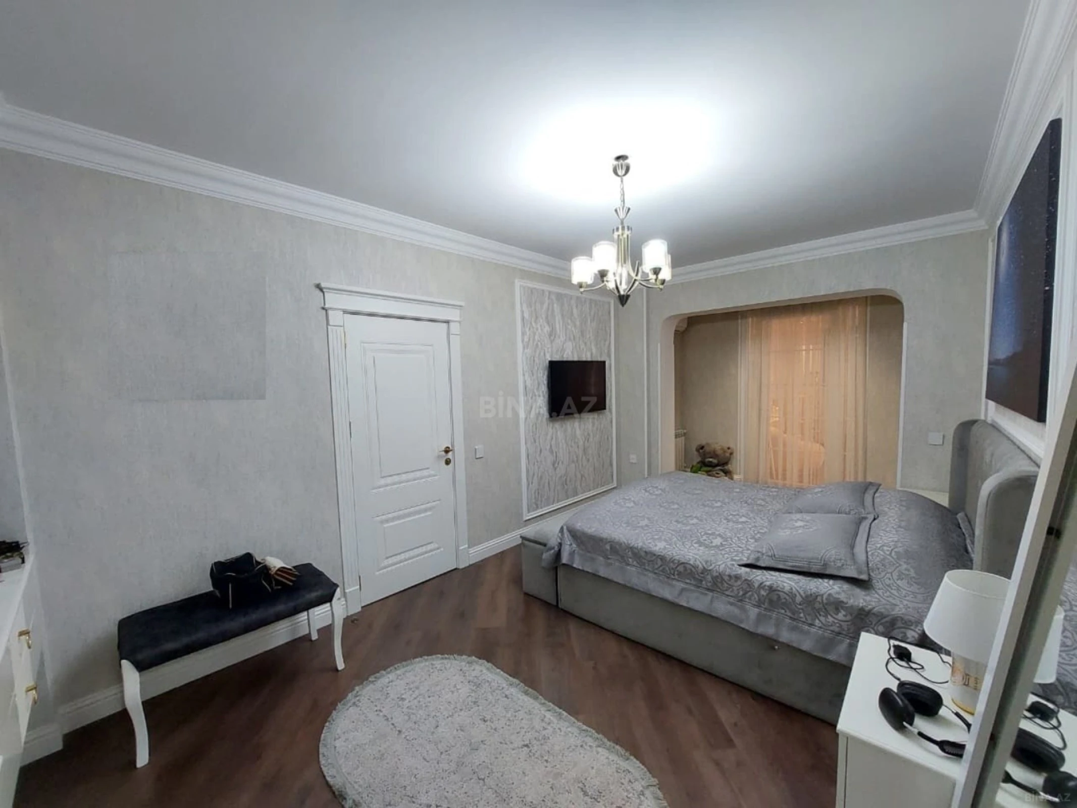 Satılır 3 otaqlı mənzil 110 m²