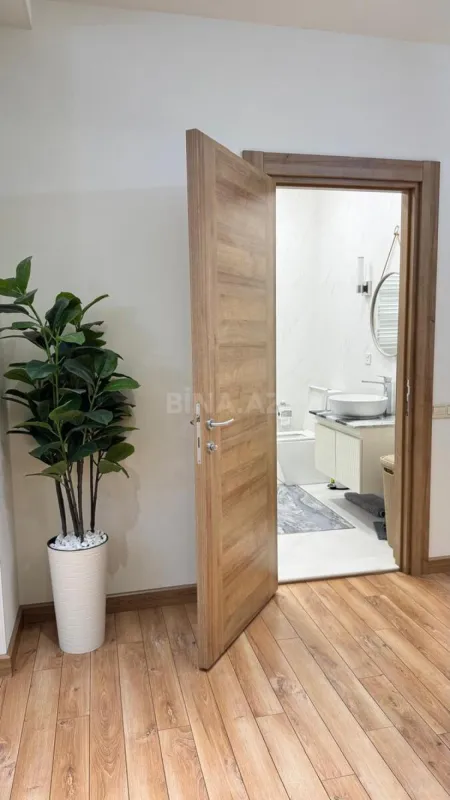 Kirayə verilir 2 otaqlı mənzil 90 m²