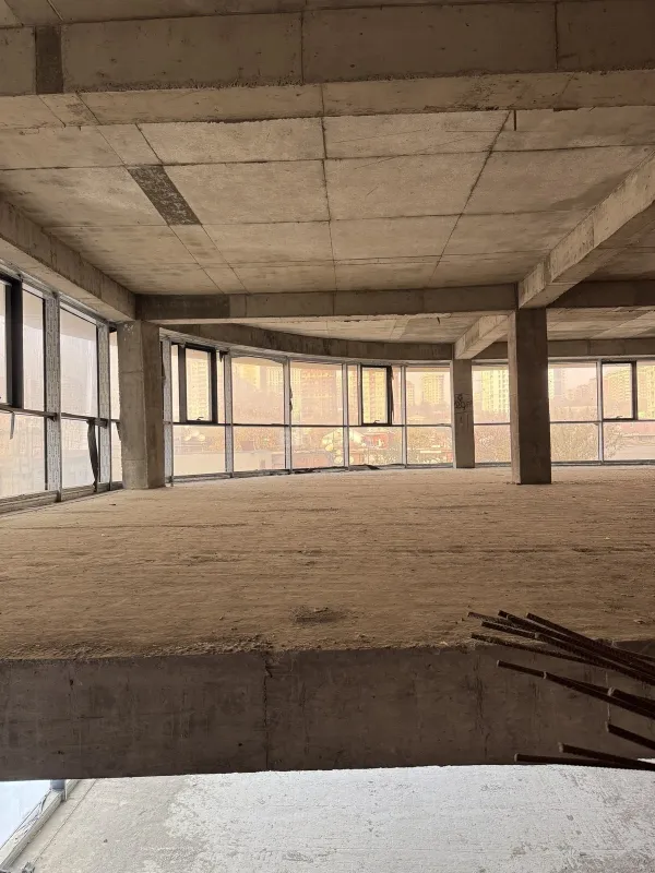 Kirayə verilir obyekt 1020 m²