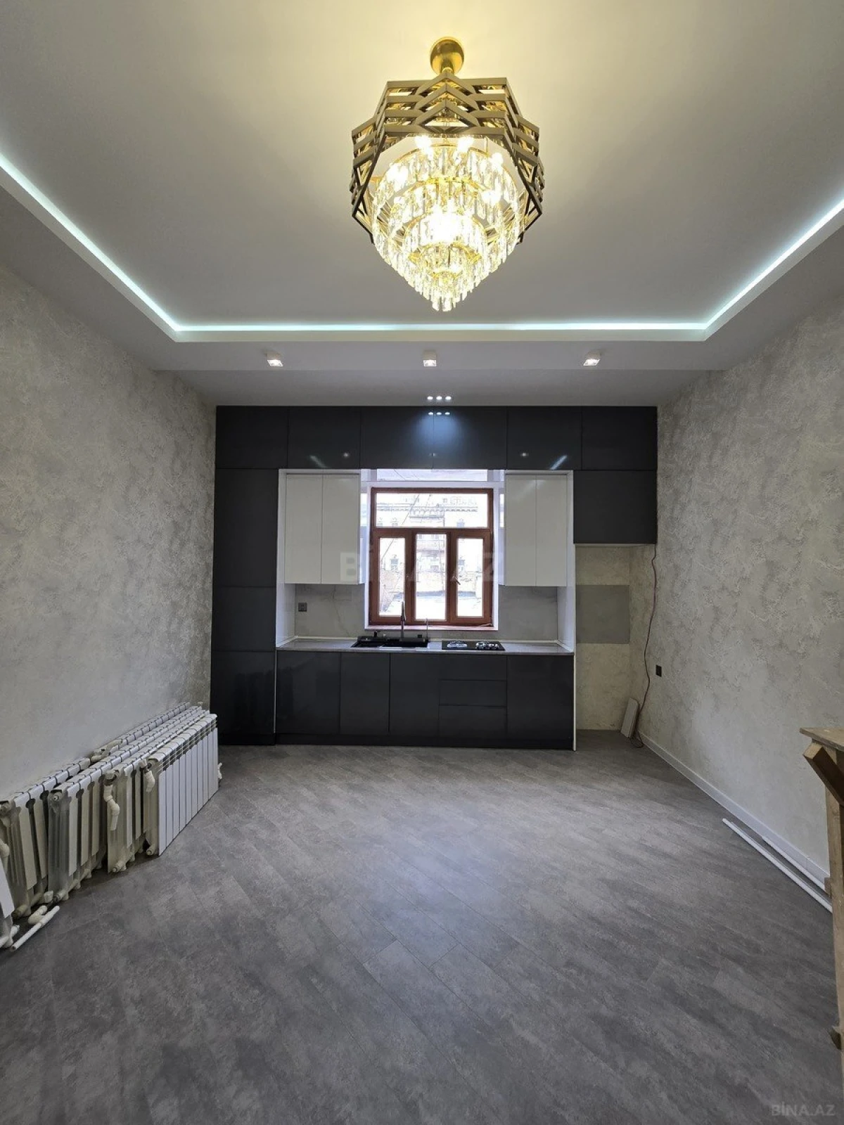 Satılır 2 otaqlı mənzil 60 m²