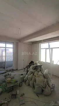 Satılır 5 otaqlı mənzil 272 m²