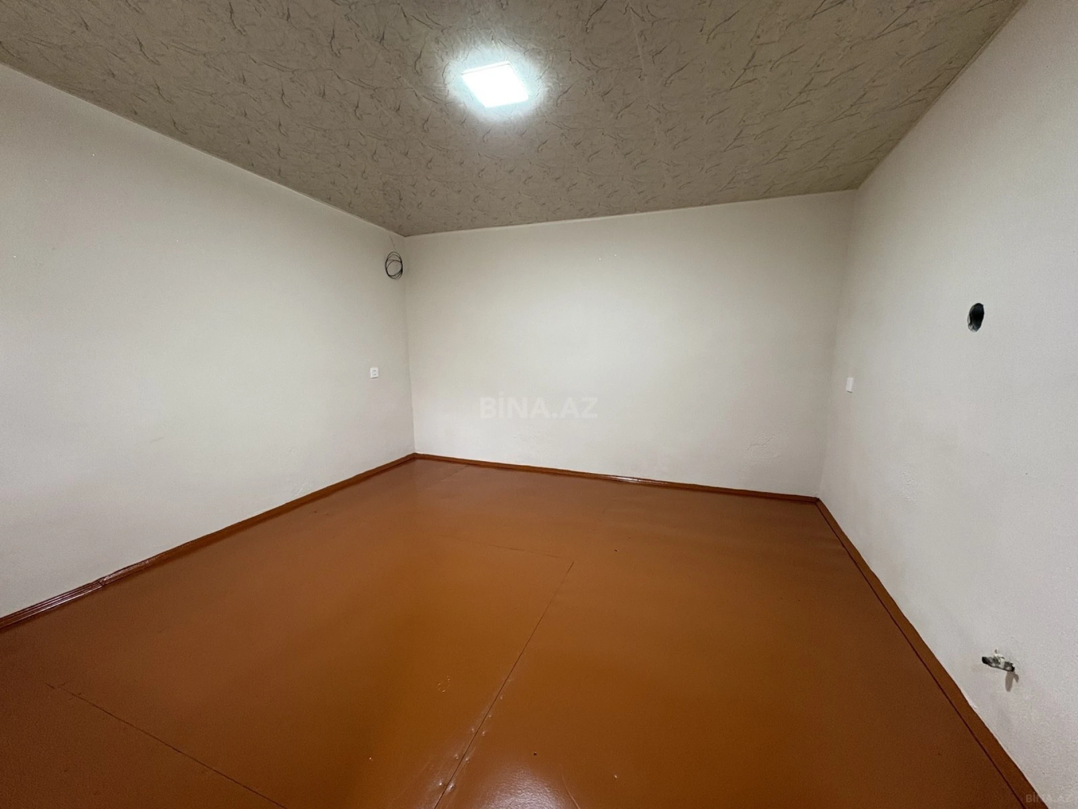 Satılır 1 otaqlı həyət evi 25 m²