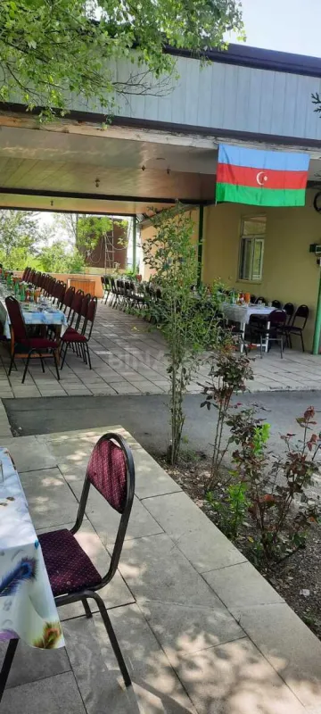 Satılır obyekt 600 m²