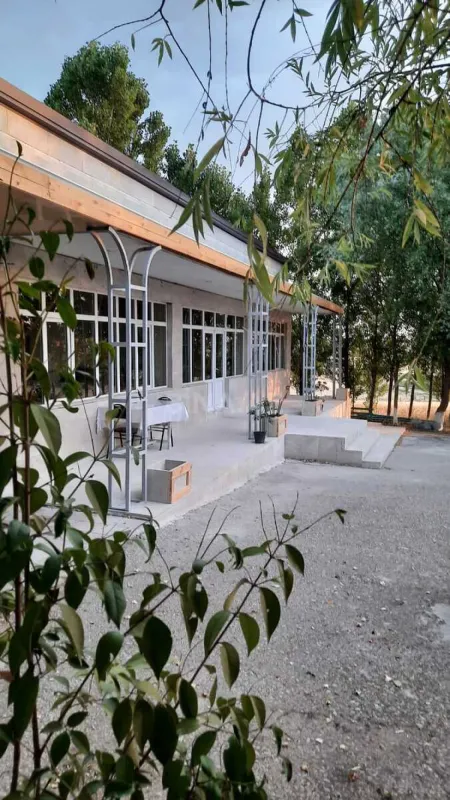 Satılır obyekt 600 m²