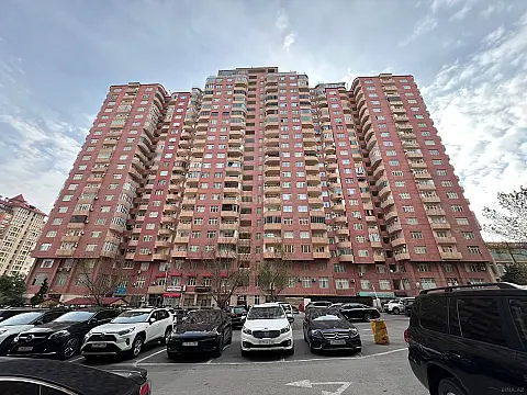 Satılır 4 otaqlı mənzil 220 m² — Bakı, Yasamal 4 otaq 220.00 m²