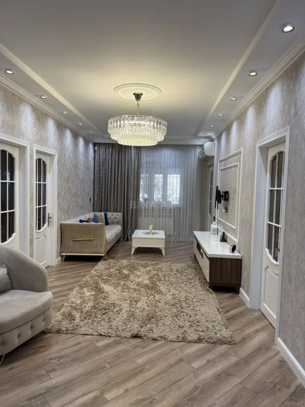 Satılır 5 otaqlı həyət evi 156 m²