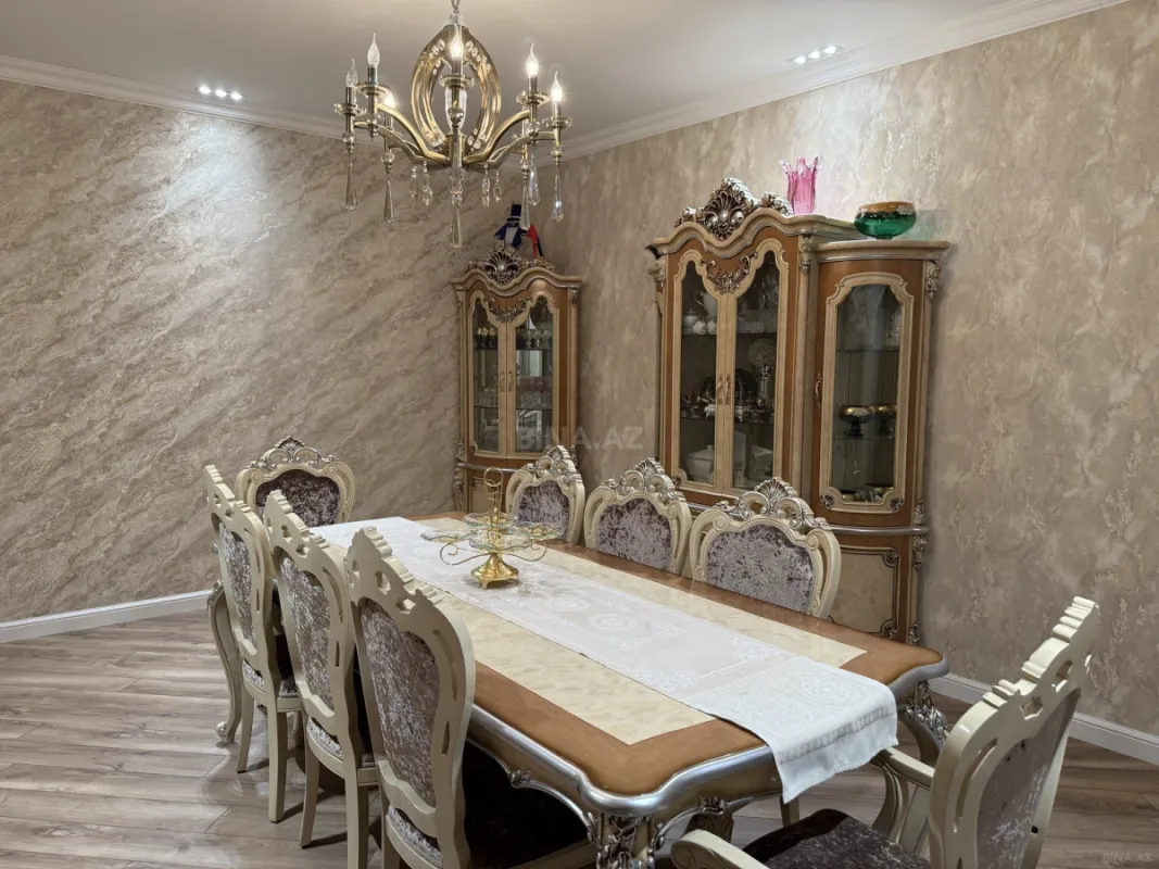 Satılır 5 otaqlı həyət evi 156 m²