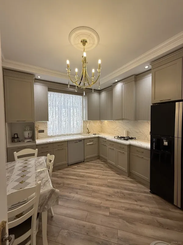 Satılır 5 otaqlı həyət evi 156 m²