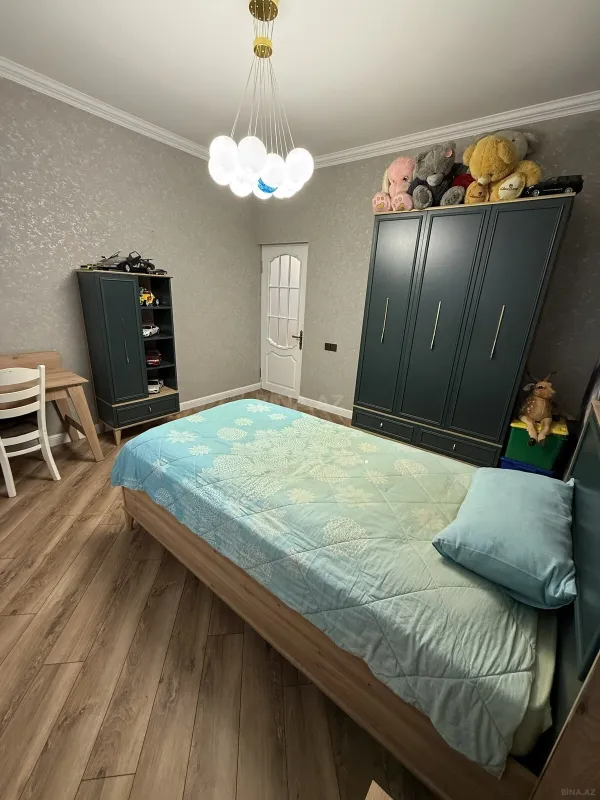 Satılır 5 otaqlı həyət evi 156 m²