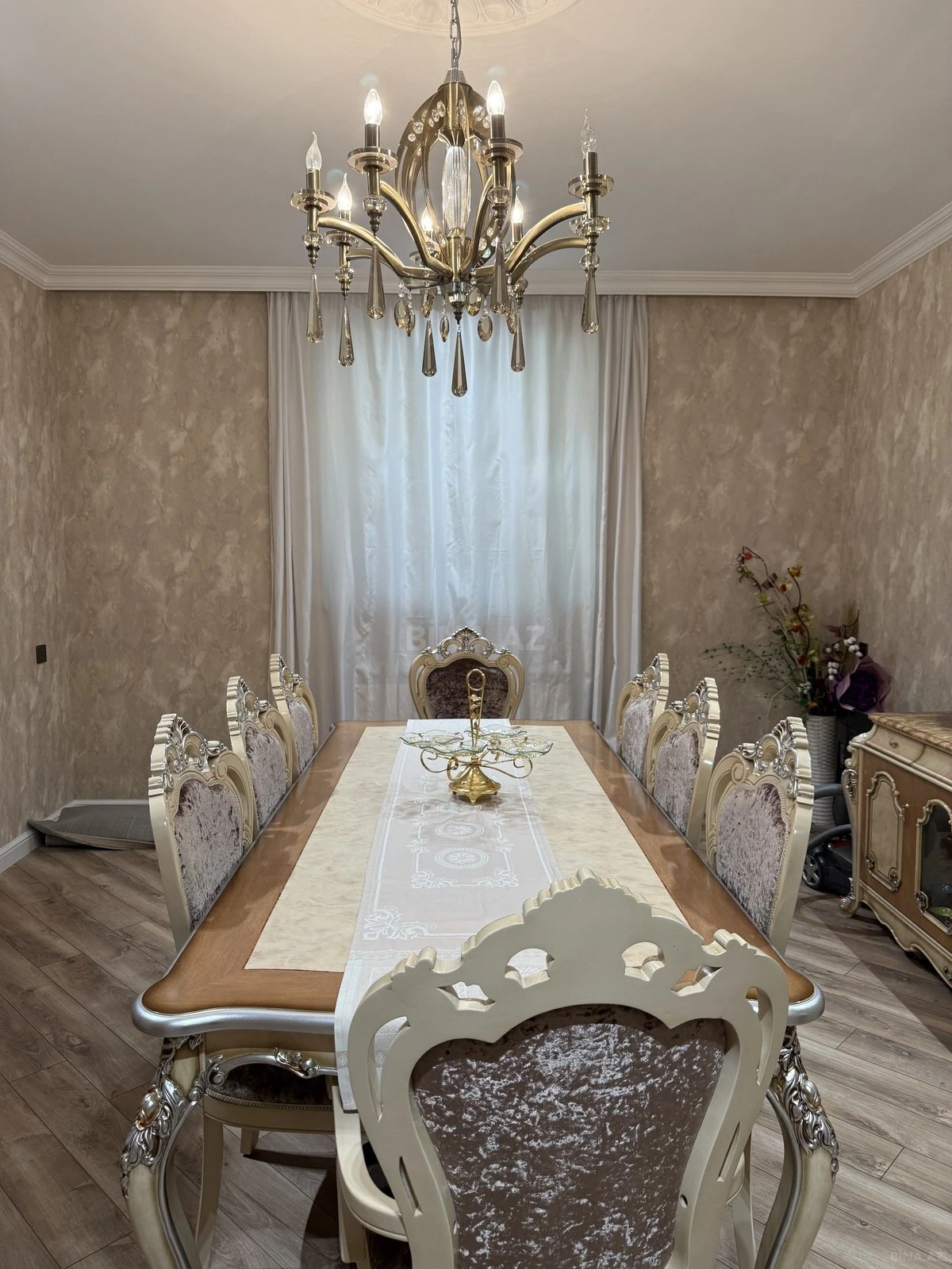 Satılır 5 otaqlı həyət evi 156 m²