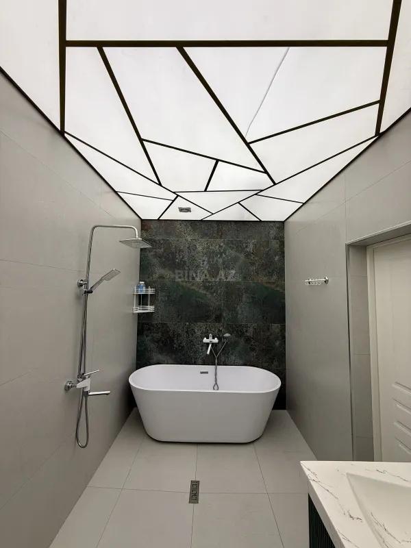 Satılır 5 otaqlı həyət evi 156 m²