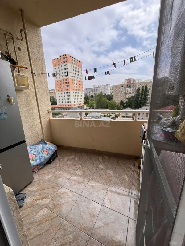 Satılır 3 otaqlı mənzil 130 m²