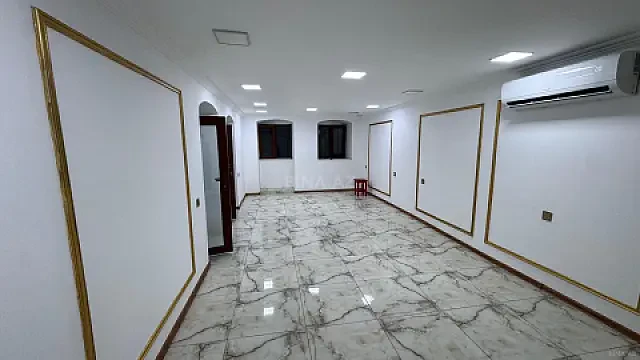 Satılır 2 otaqlı ofis 40 m²