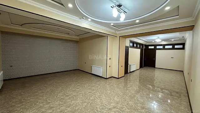 Kirayə verilir obyekt 185 m²