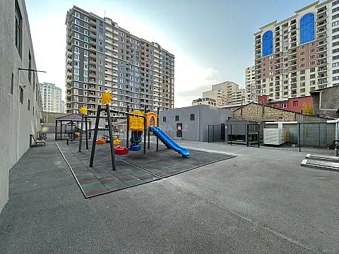 Satılır 2 otaqlı mənzil 56 m²
