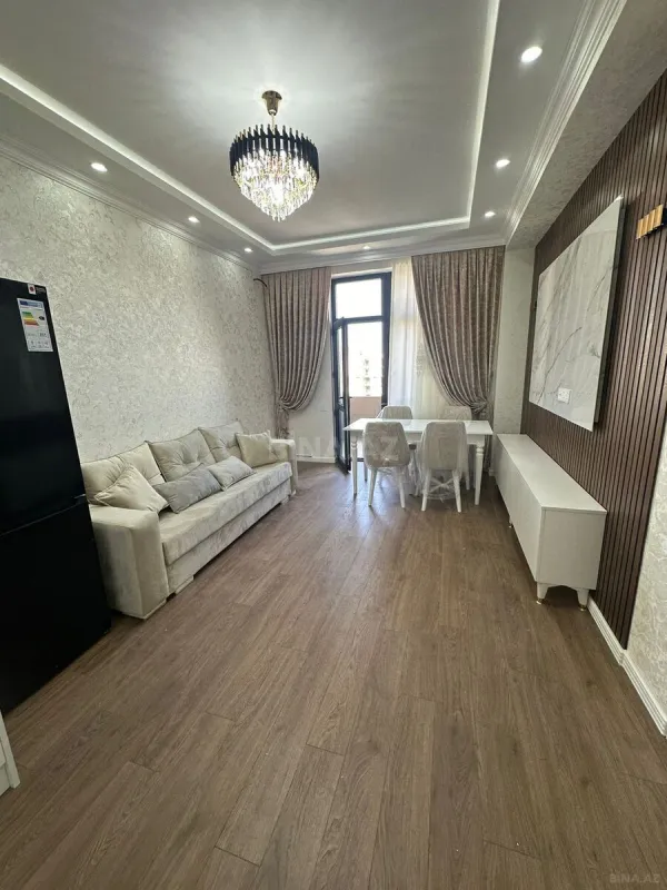 Satılır 2 otaqlı mənzil 56 m²