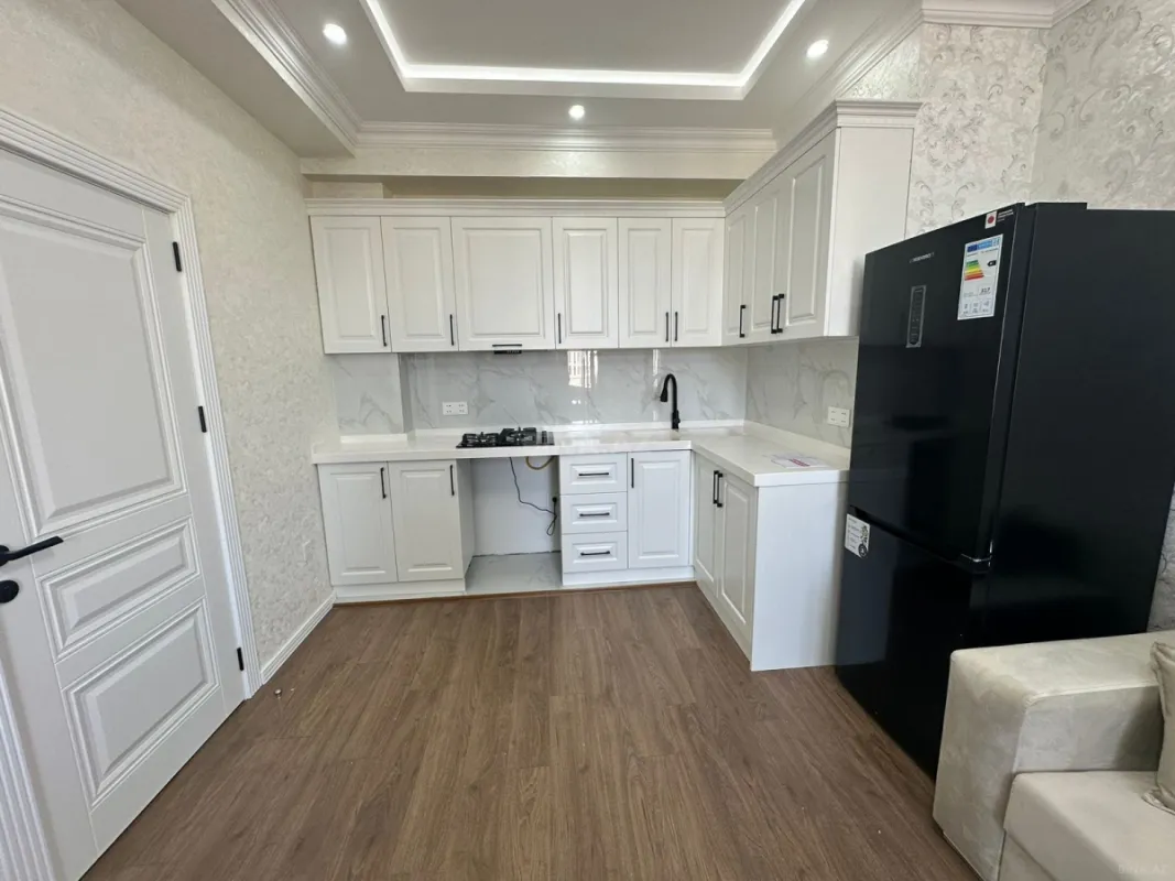 Satılır 2 otaqlı mənzil 56 m²