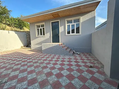 Satılır 3 otaqlı həyət evi 90 m²