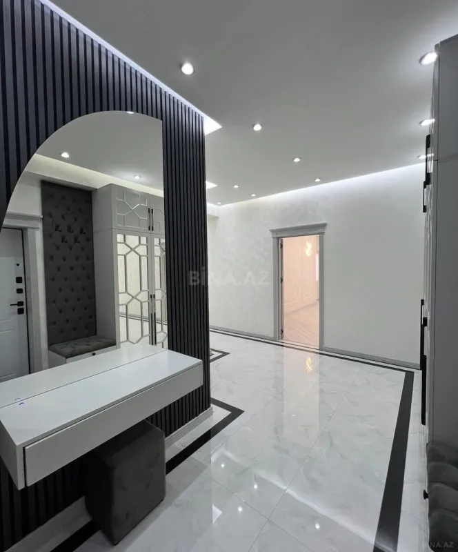 Satılır 3 otaqlı mənzil 123 m²