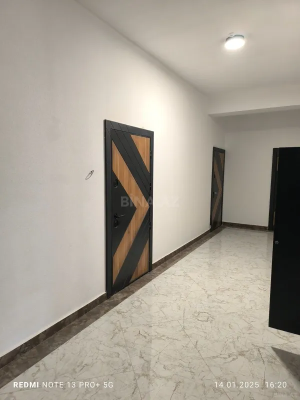 Satılır 3 otaqlı mənzil 127 m²