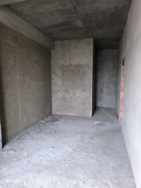Satılır 3 otaqlı mənzil 127 m²