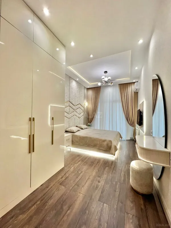 Kirayə verilir 2 otaqlı mənzil 70 m²