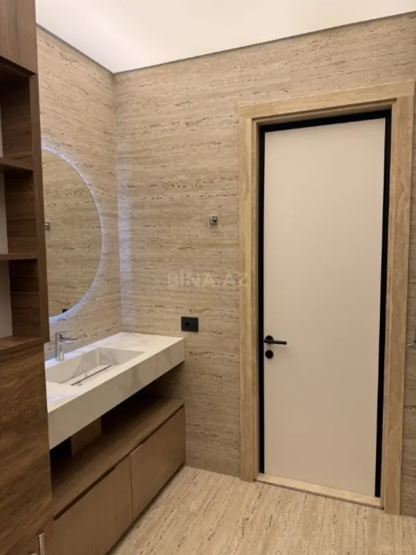 Satılır 3 otaqlı mənzil 110 m²